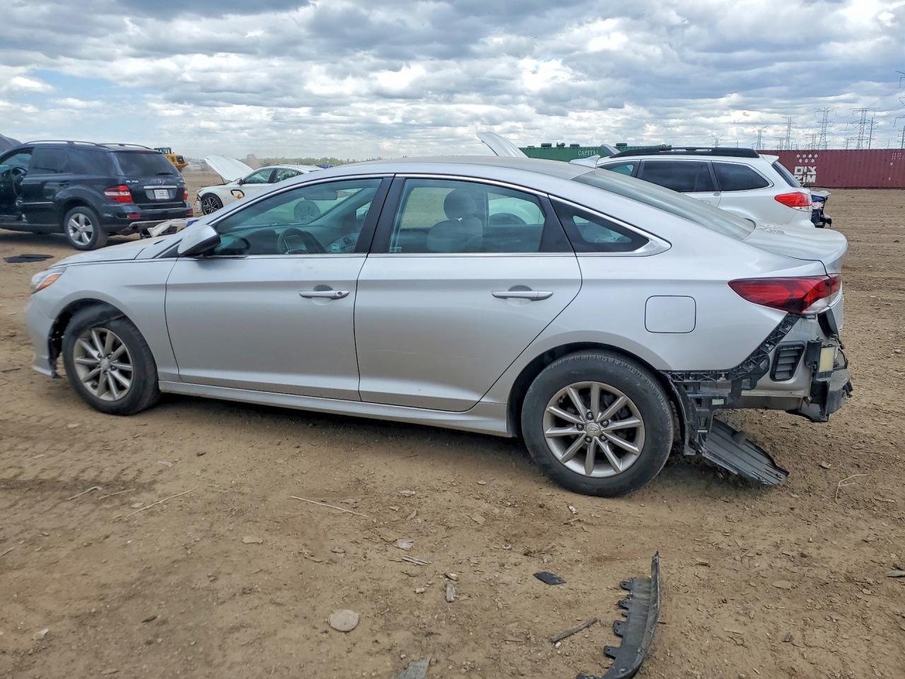 2019 Hyundai Sonata Se - Image 2