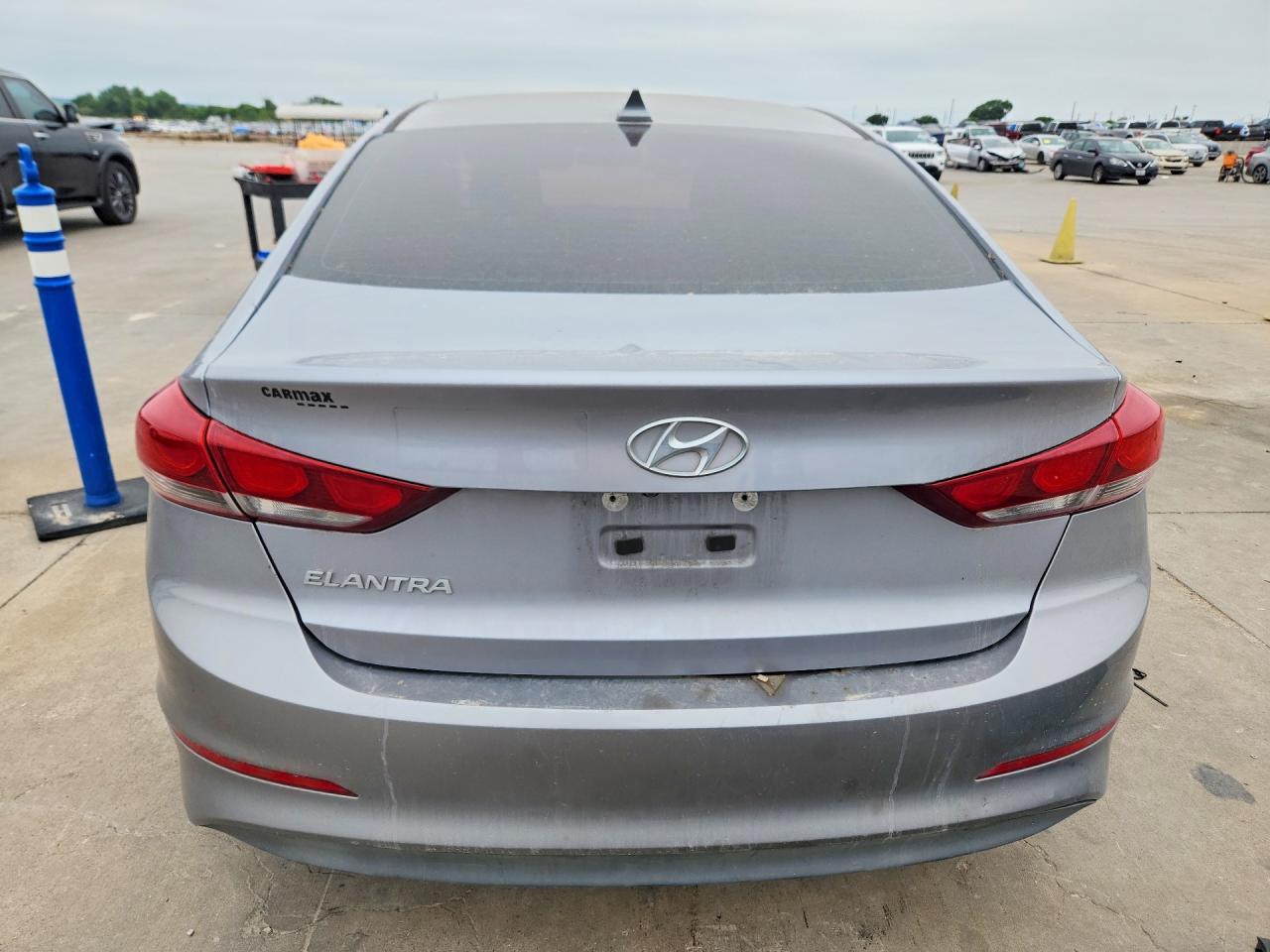 2017 Hyundai Elantra Se - Image 6
