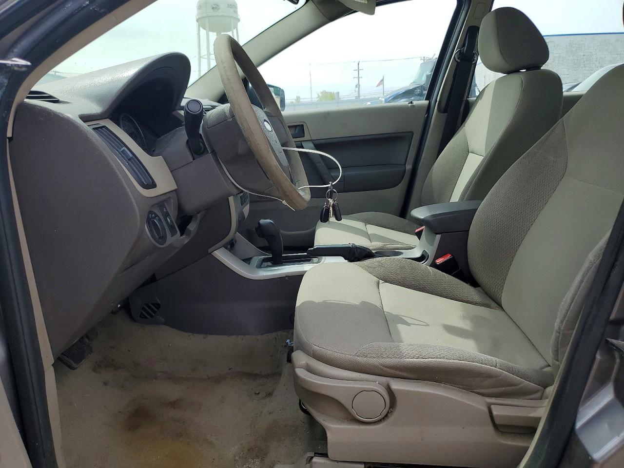 2011 Ford Focus S - Фото 7