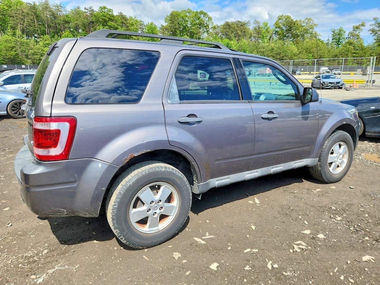 2012 Ford Escape Xlt - Image 3