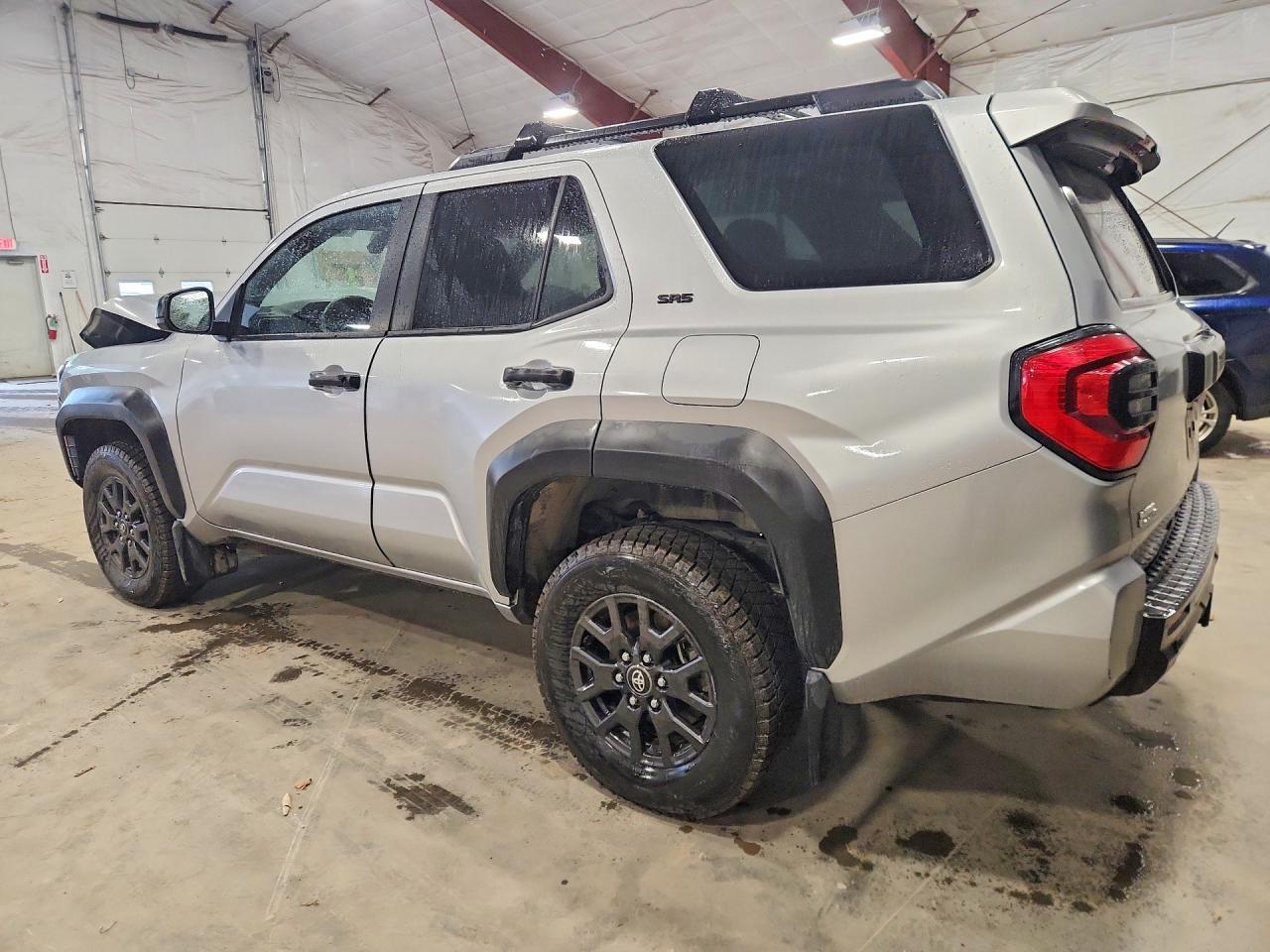 2025 Toyota 4Runner Sr5 - Фото 2