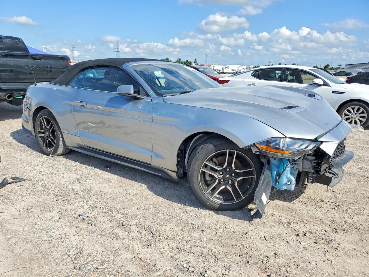 2022 Ford Mustang - Фото 4