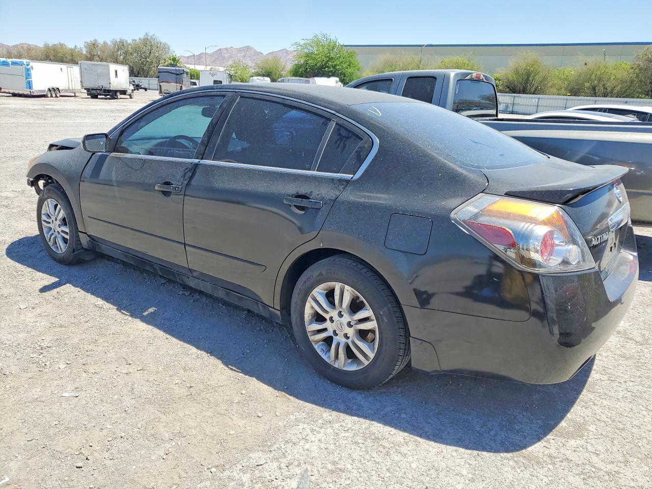 2012 Nissan Altima 2.5 - Фото 2