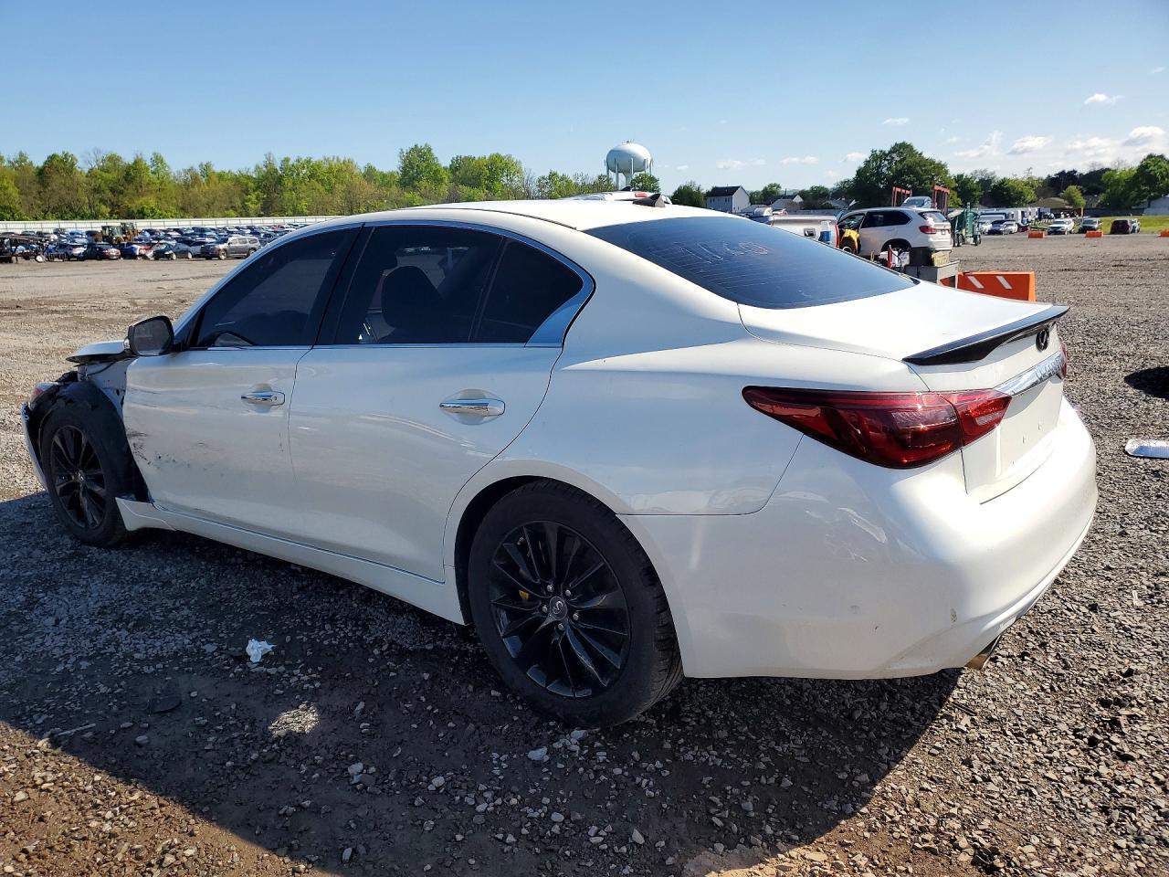 2018 Infiniti Q50 3.0T Luxe - Фото 2