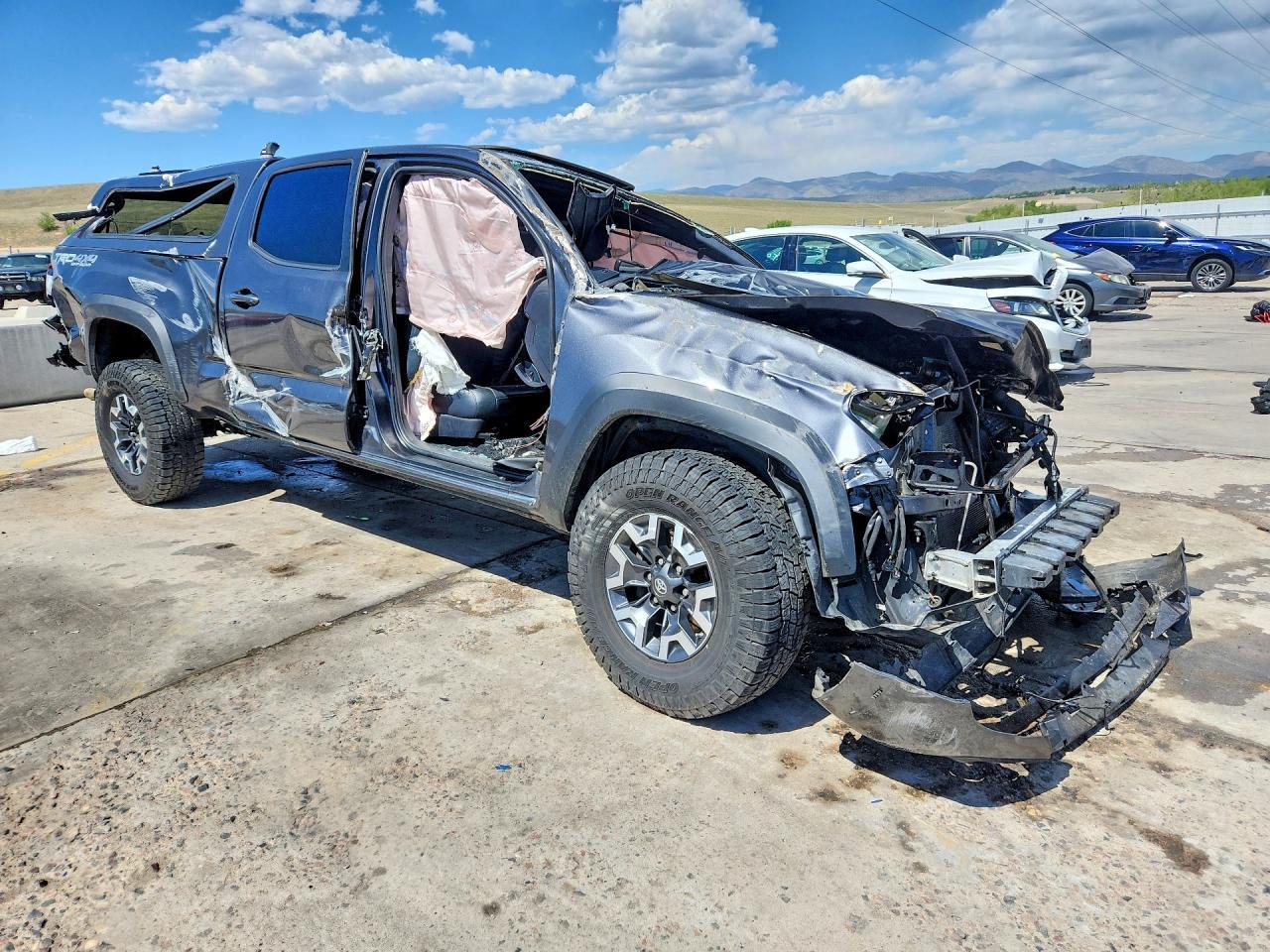 2018 Toyota Tacoma Trd Off-Road - Image 4