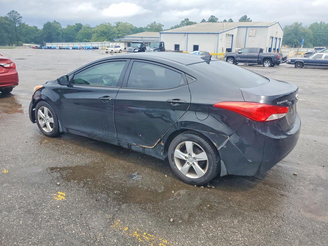 2013 Hyundai Elantra Gls - Фото 2