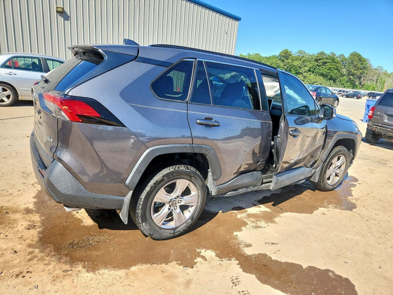 2023 Toyota Rav4 Xle - Фото 3