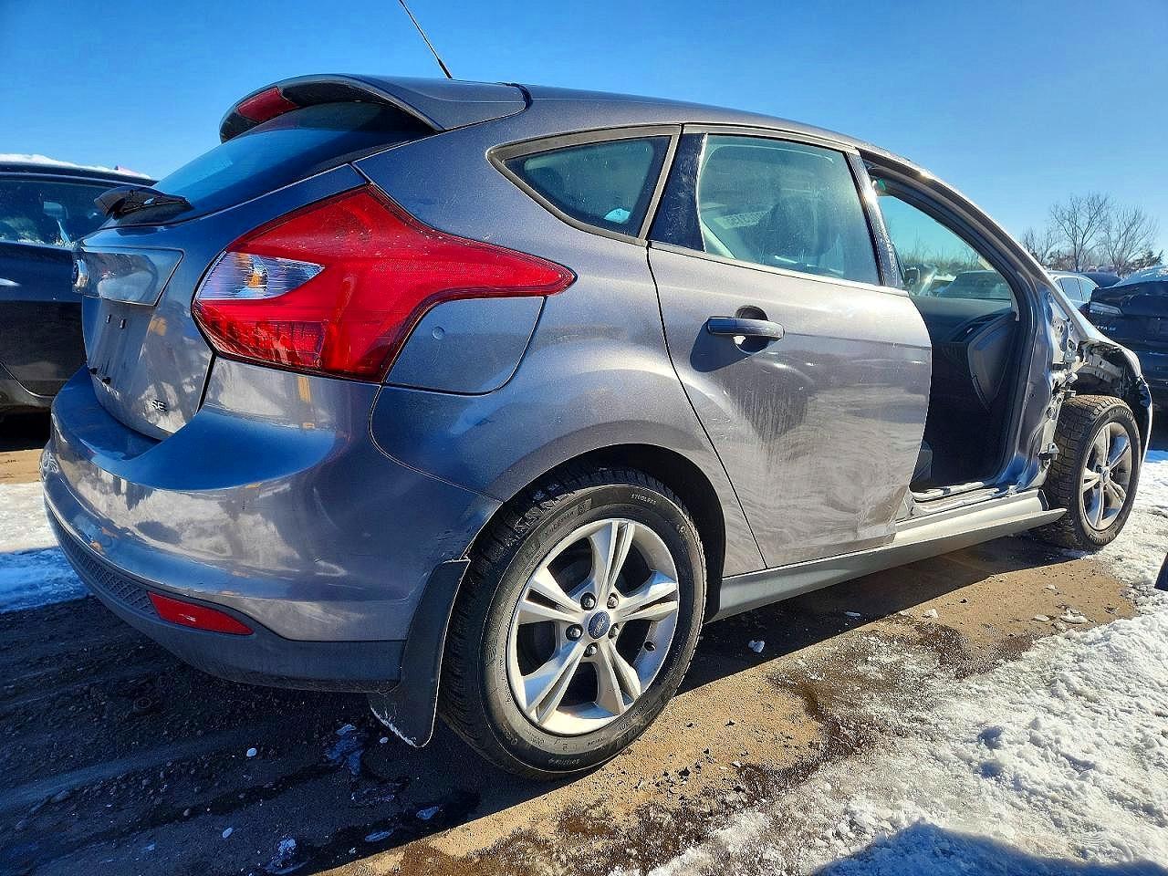 2014 Ford Focus Se - Image 2