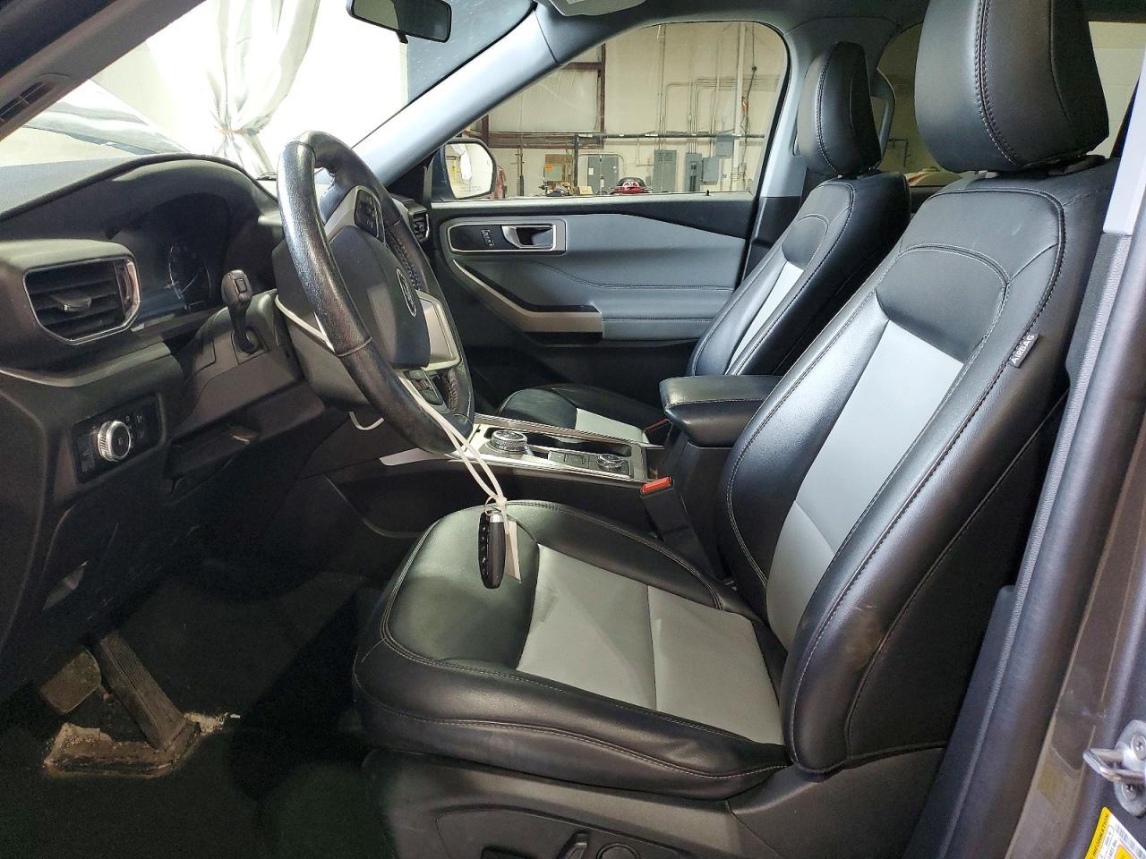 2022 Ford Explorer Xlt - Image 7