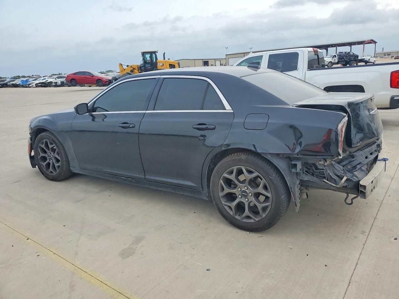 2015 Chrysler 300 Limited - Image 2
