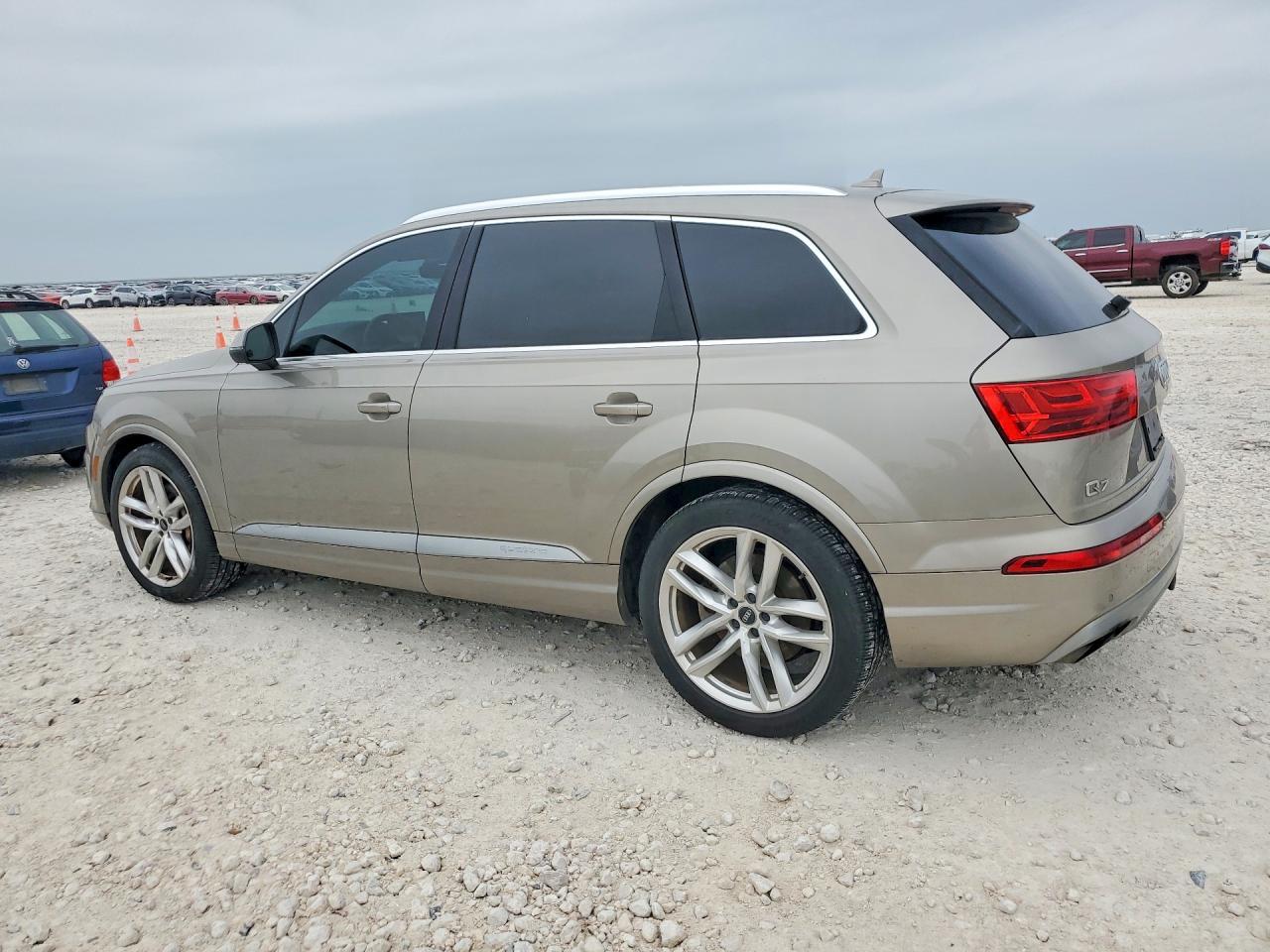 2017 Audi Q7 Prestige - Image 2