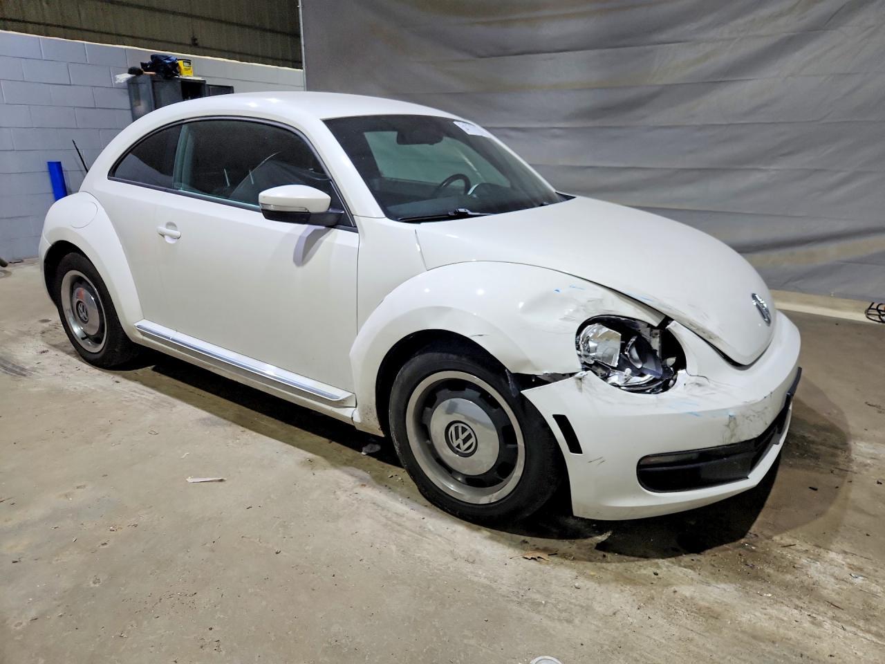 2012 Volkswagen Beetle - Фото 4