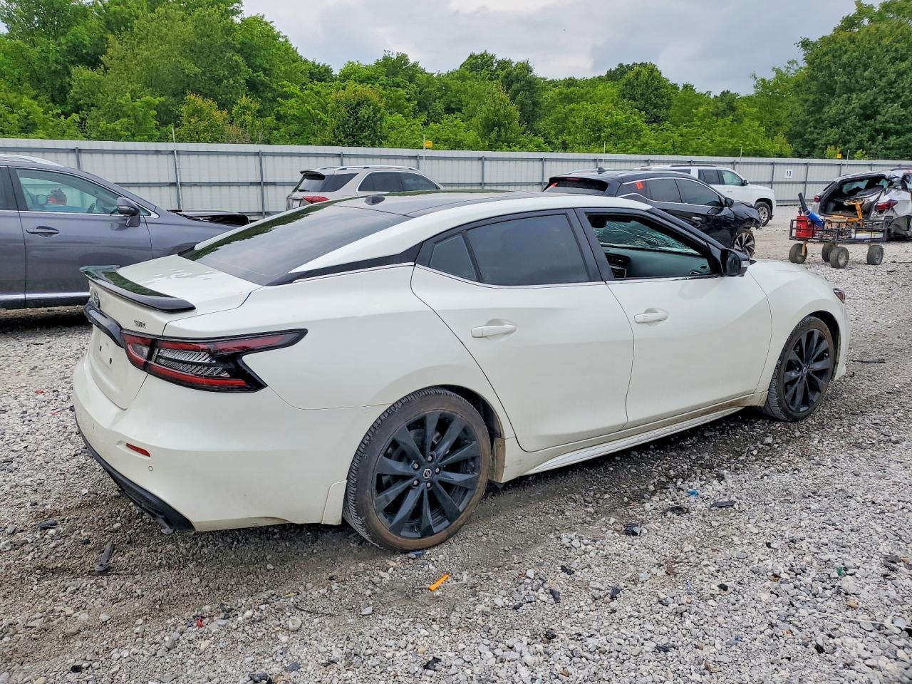 2021 Nissan Maxima Sr - Image 3