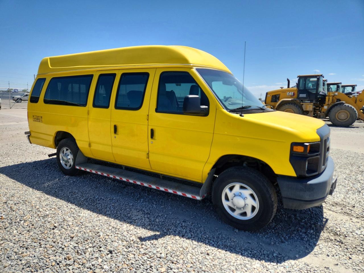 2014 Ford Econoline E250 Van - Фото 4