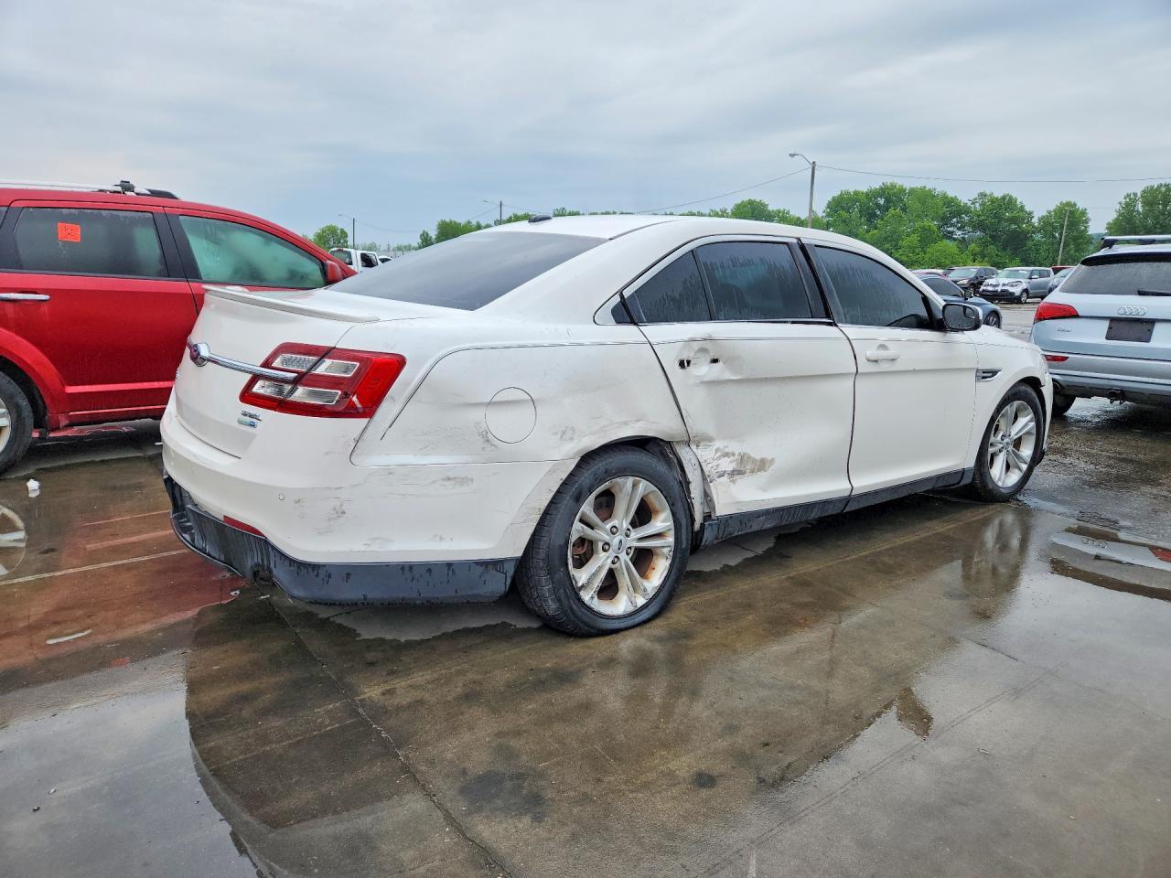 2014 Ford Taurus Sel - Фото 3