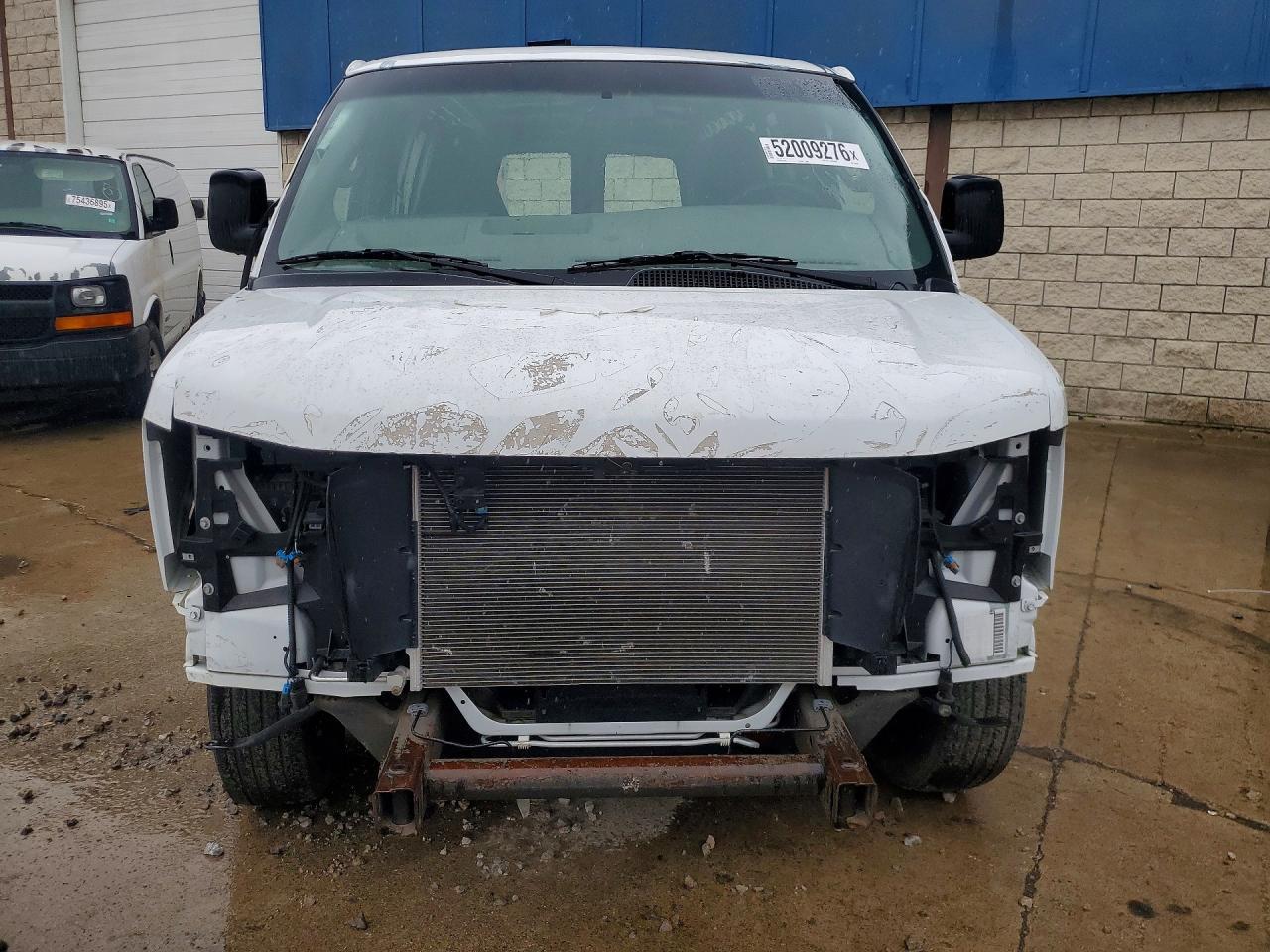 2022 Chevrolet Express G2500 Delivery Van - Фото 5
