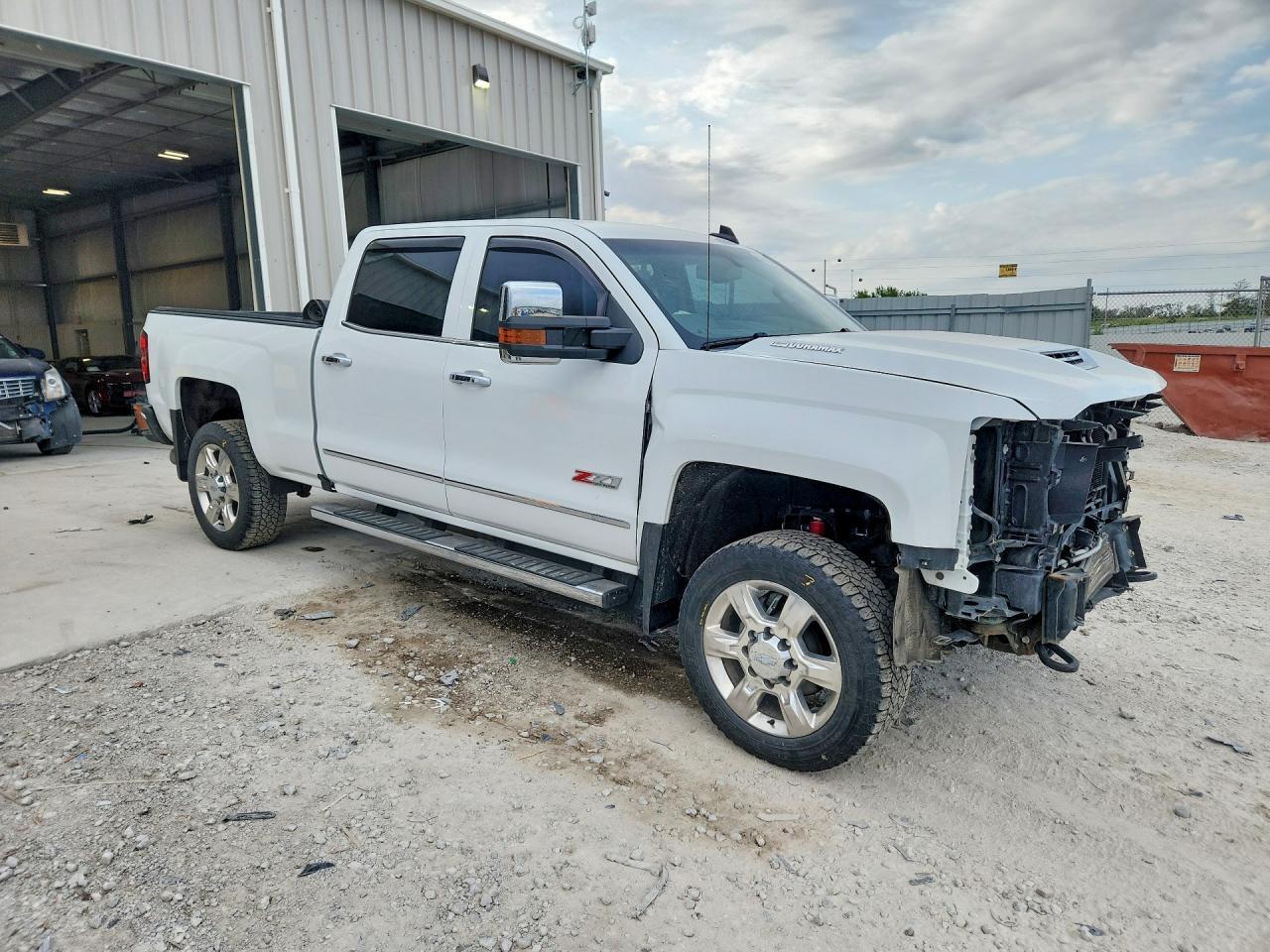 2017 Chevrolet Silverado K2500 Heavy Duty Ltz - Фото 4