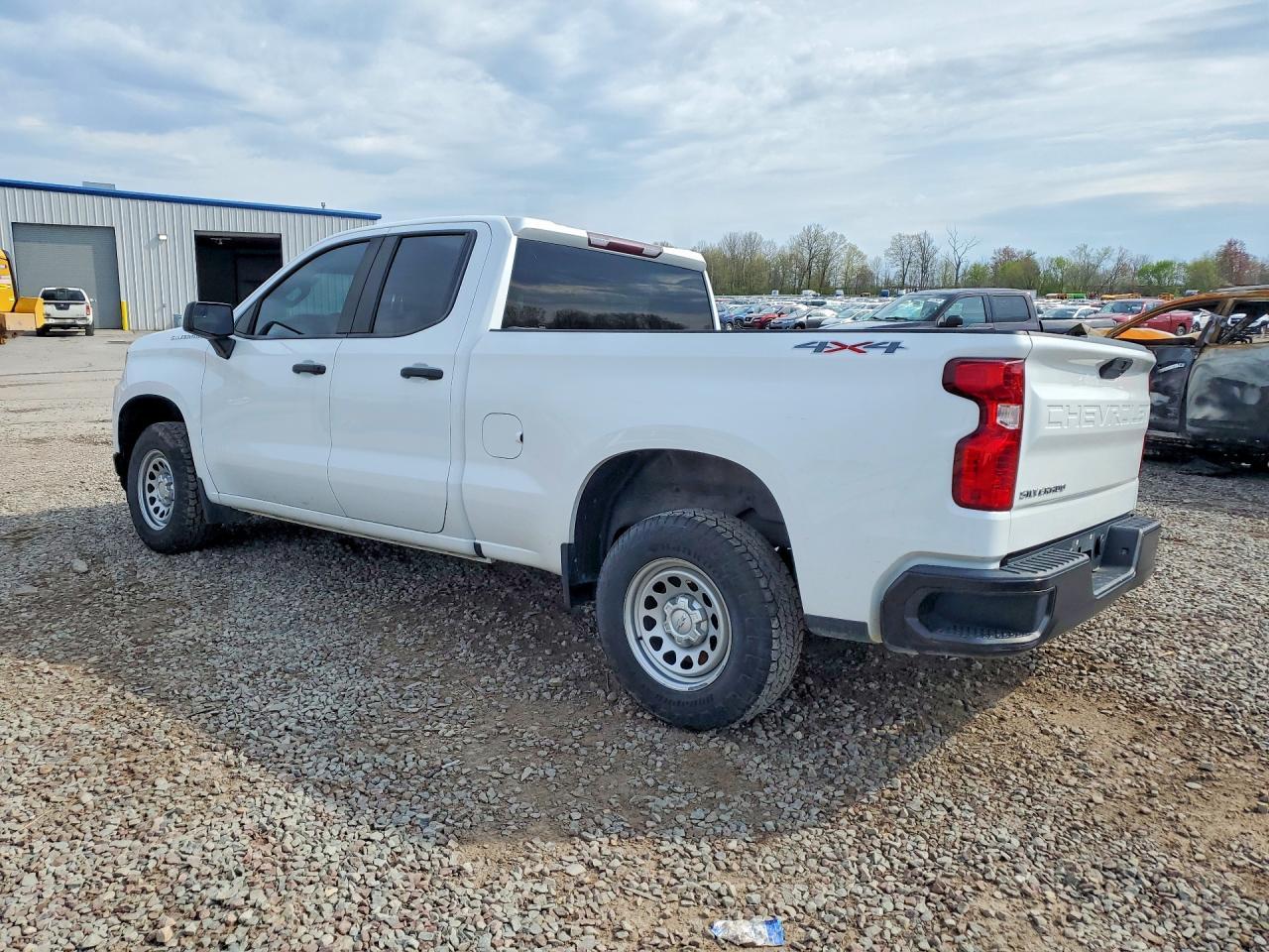 2021 Chevrolet Silverado K1500 - Фото 2