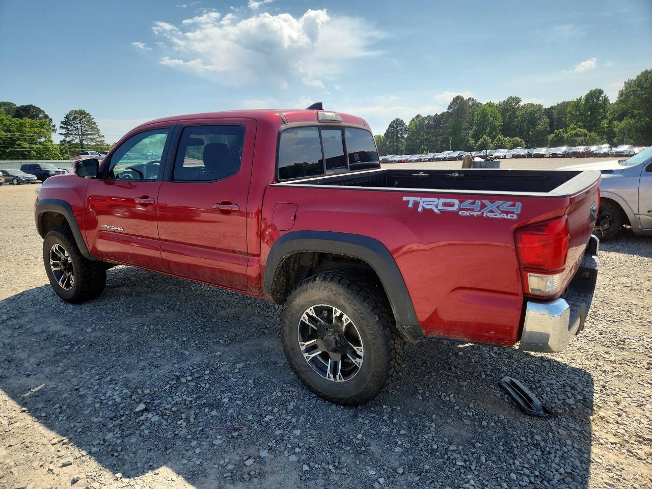 2016 Toyota Tacoma Trd Off-Road - Image 2
