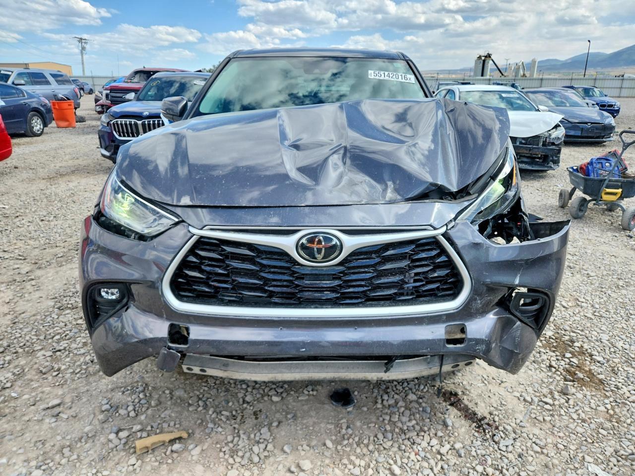 2021 Toyota Highlander Le - Фото 5