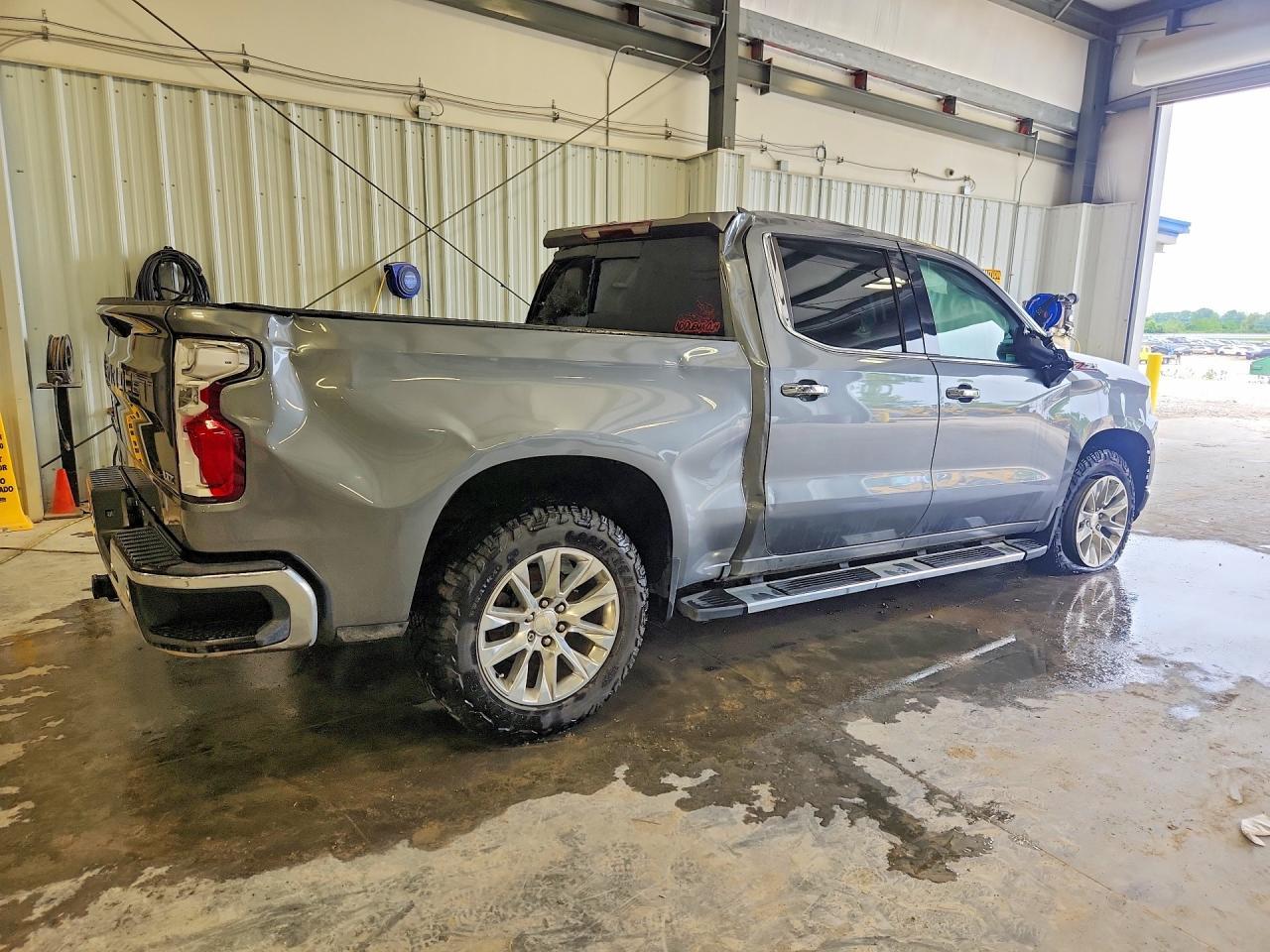 2022 Chevrolet Silverado Ltd K1500 Ltz - Image 3