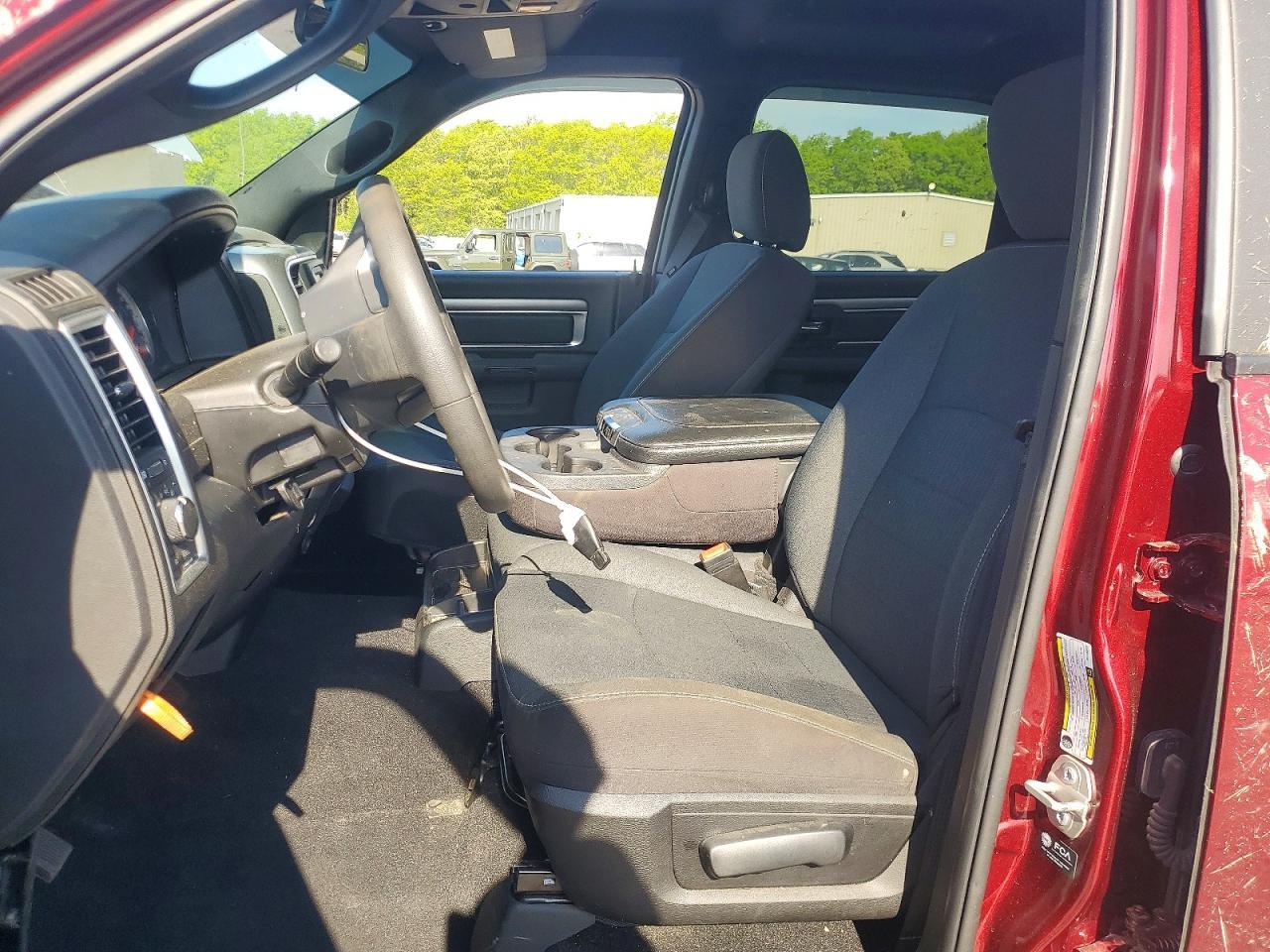 2024 Ram 1500 Classic Slt - Image 7