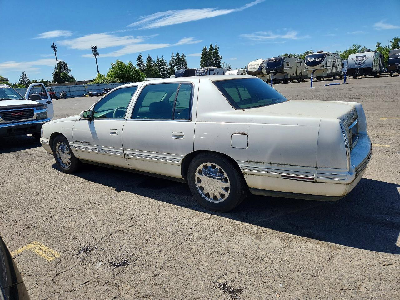 1998 Cadillac Deville Concours - Фото 2