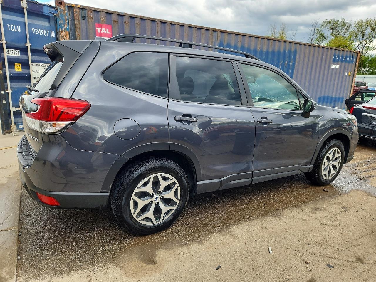 2020 Subaru Forester Premium - Фото 3