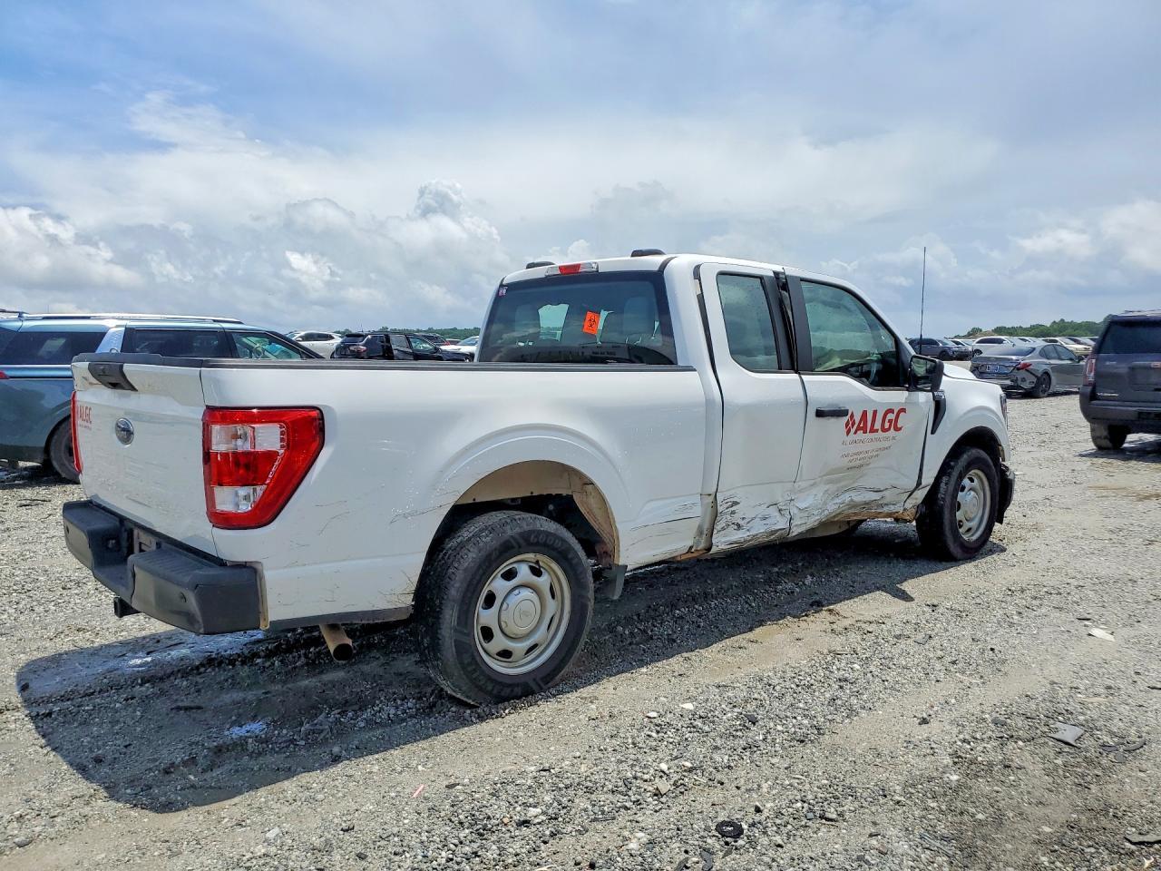 2023 Ford F150 Super Cab - Image 3