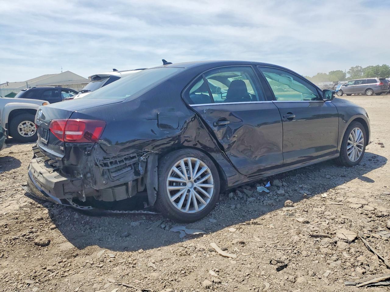 2016 Volkswagen Jetta Sel - Фото 3