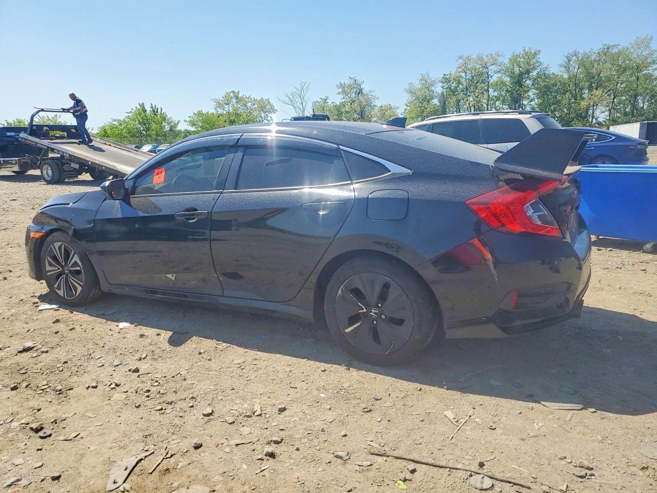 2018 Honda Civic Ex - Image 2