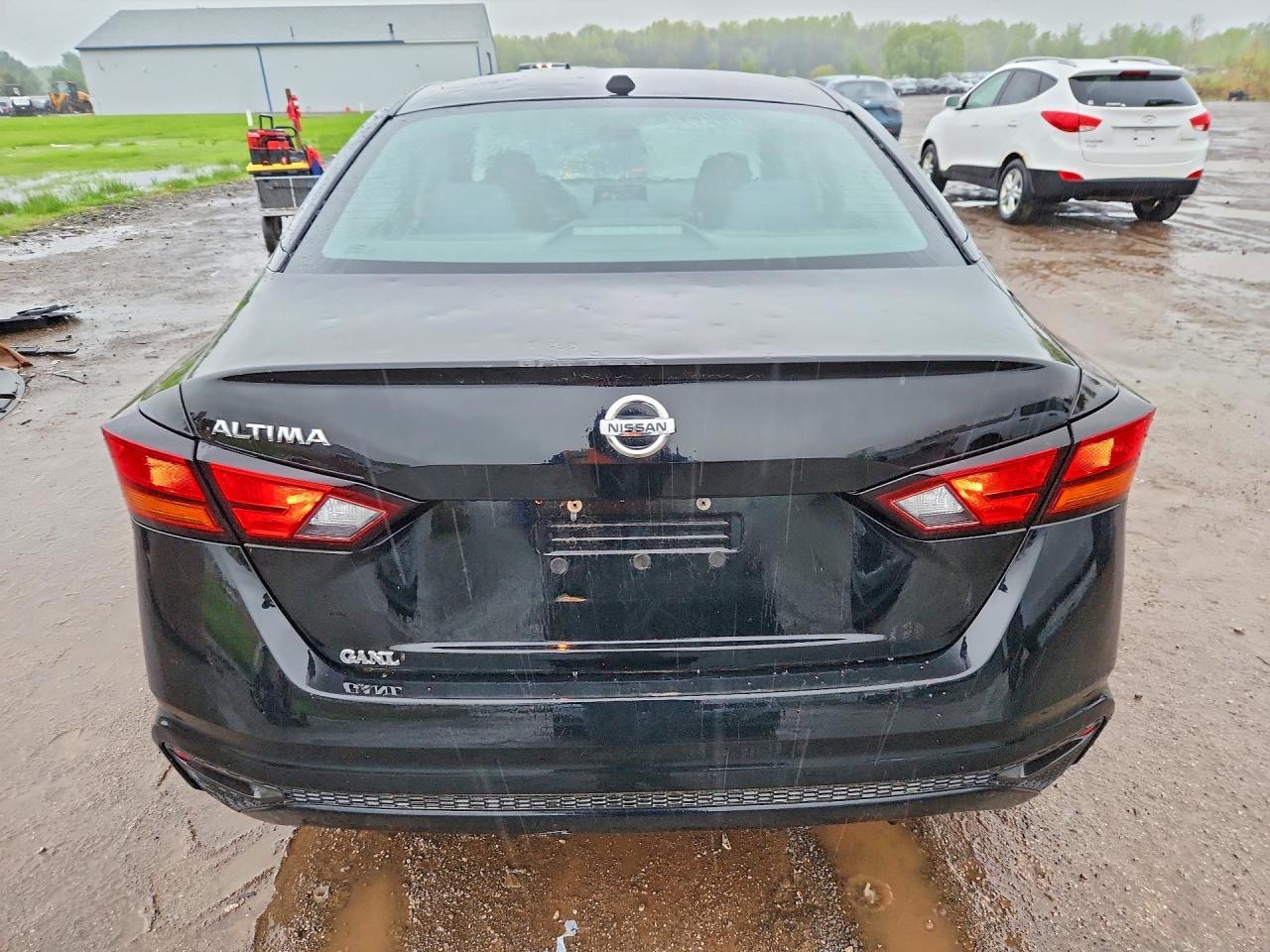 2020 Nissan Altima S - Фото 6