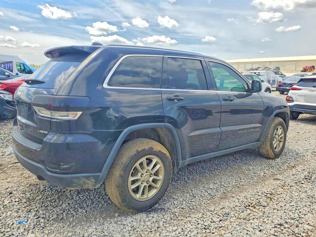 2018 Jeep Grand Cherokee Laredo - Фото 3