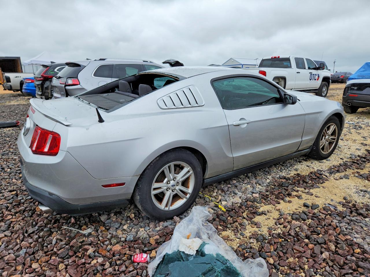 2012 Ford Mustang - Фото 3