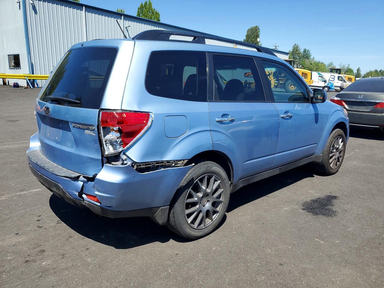 2012 Subaru Forester 2.5X Premium - Фото 3