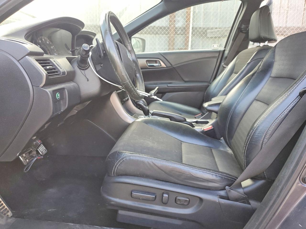 2016 Honda Accord Sport - Image 7