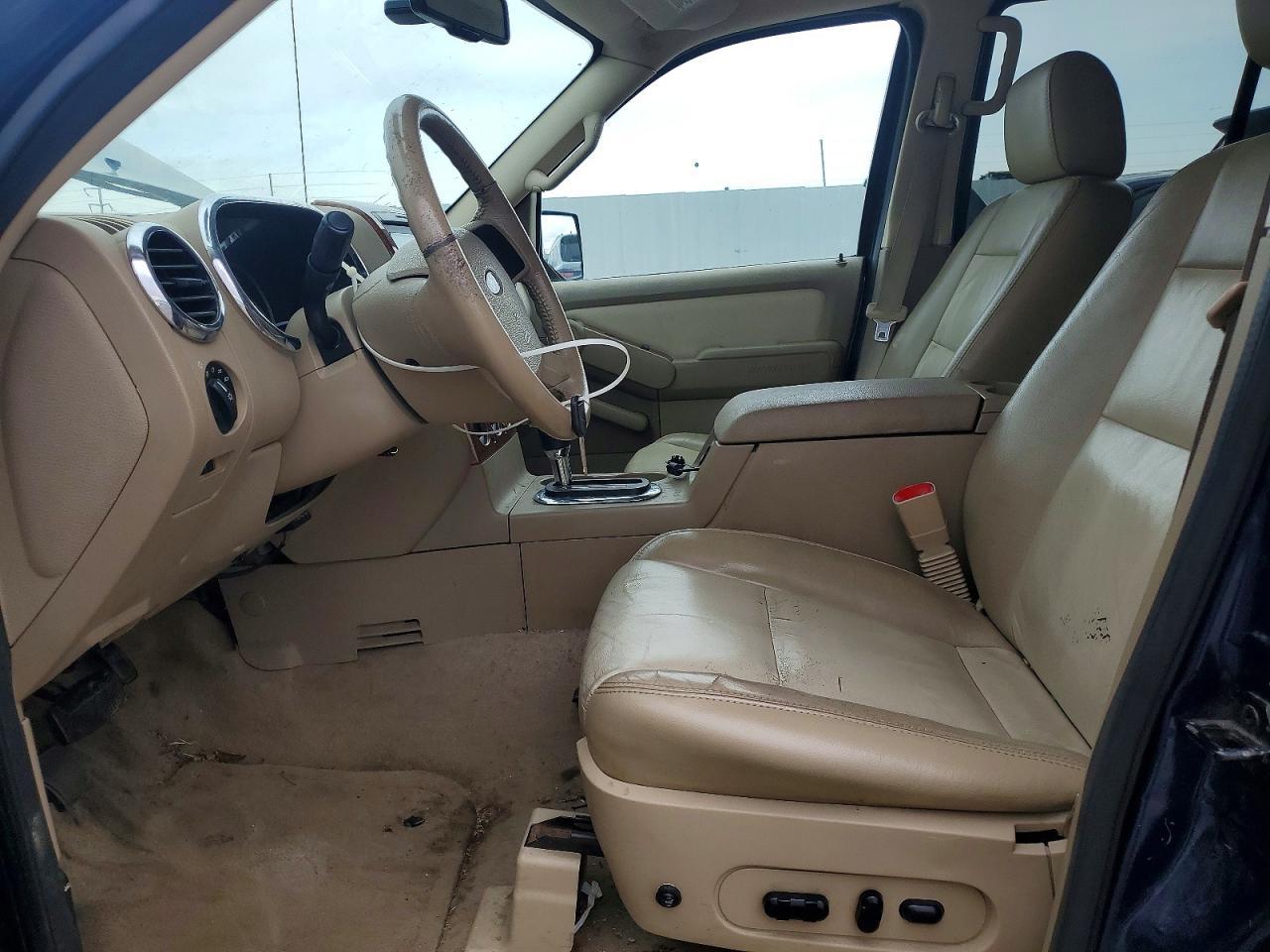 2007 Ford Explorer Eddie Bauer - Image 7