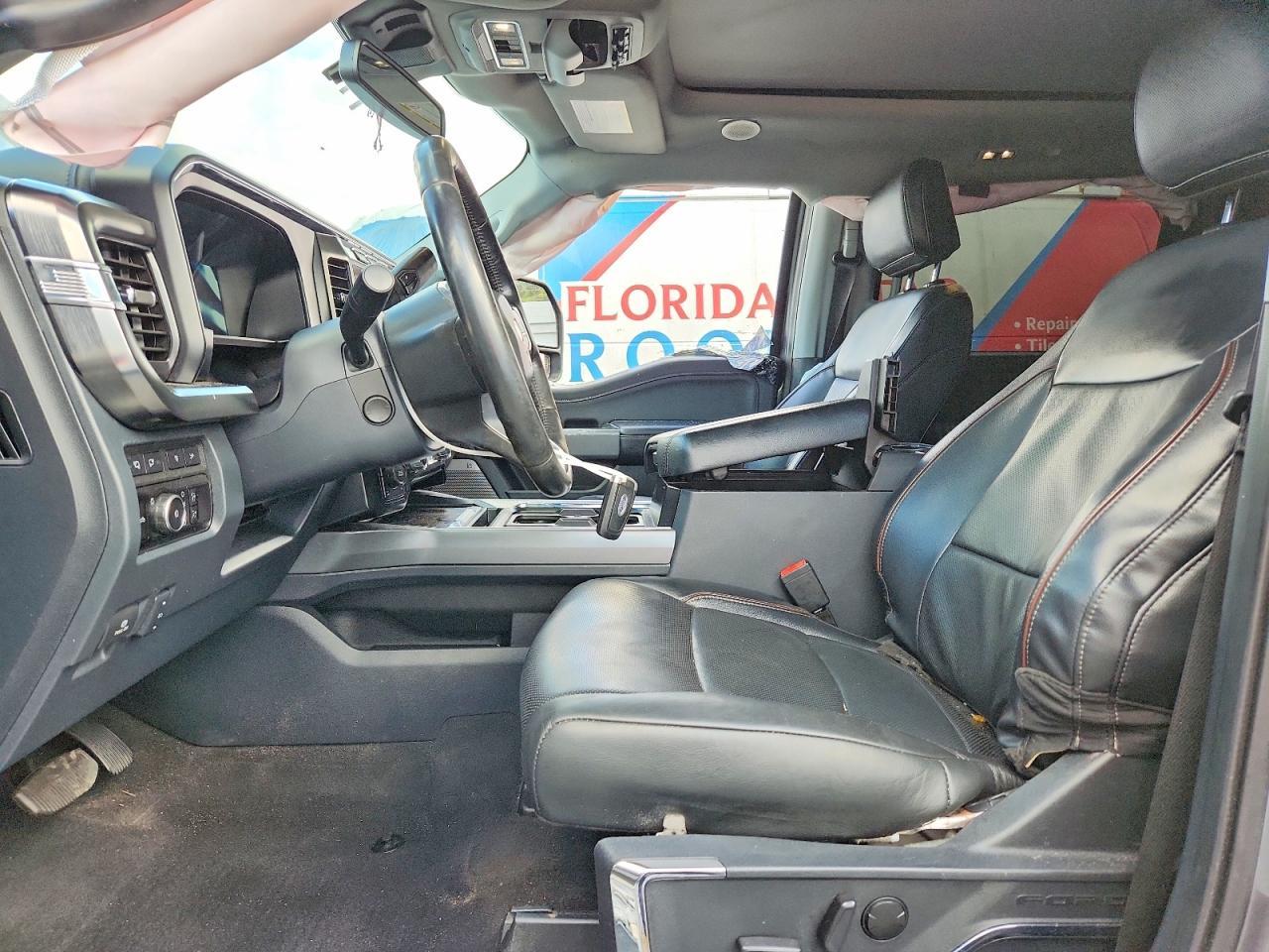 2023 Ford F350 Super Duty - Image 7