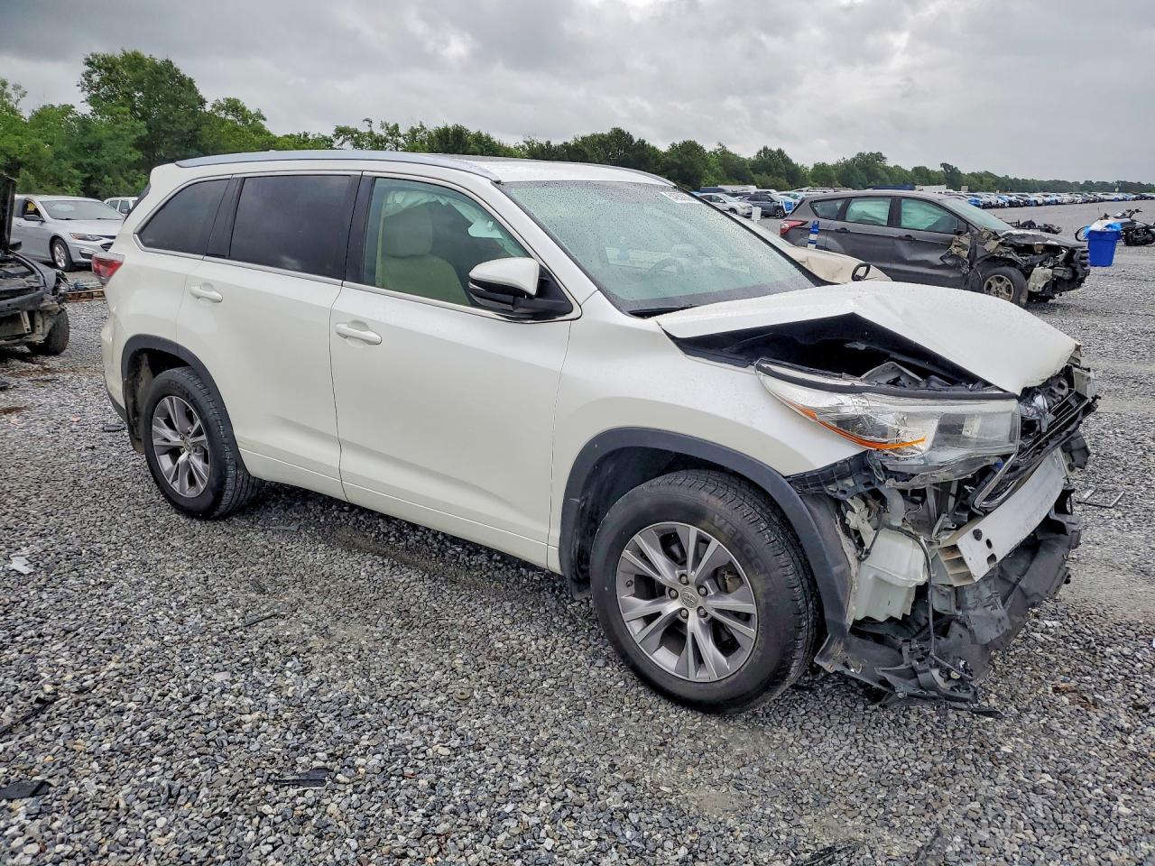 2015 Toyota Highlander Xle - Фото 4