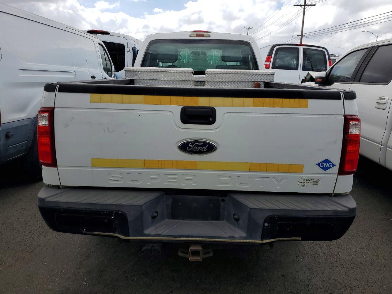 2013 Ford F250 Super Duty - Image 6