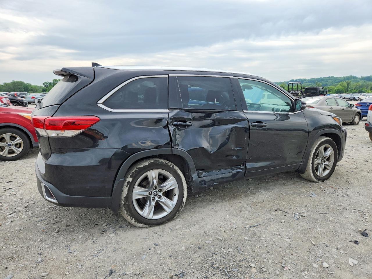 2019 Toyota Highlander Limited - Фото 3