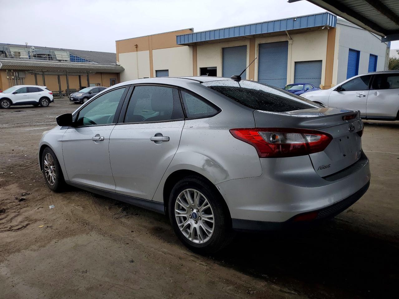 2012 Ford Focus - Фото 2