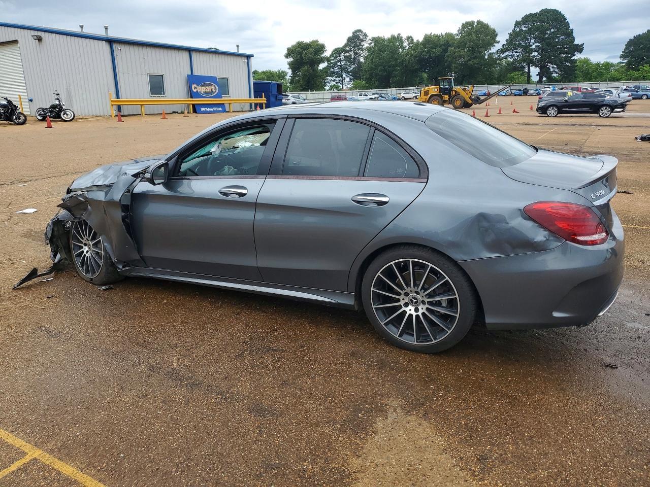 2018 Mercedes-Benz C 300 - Фото 2
