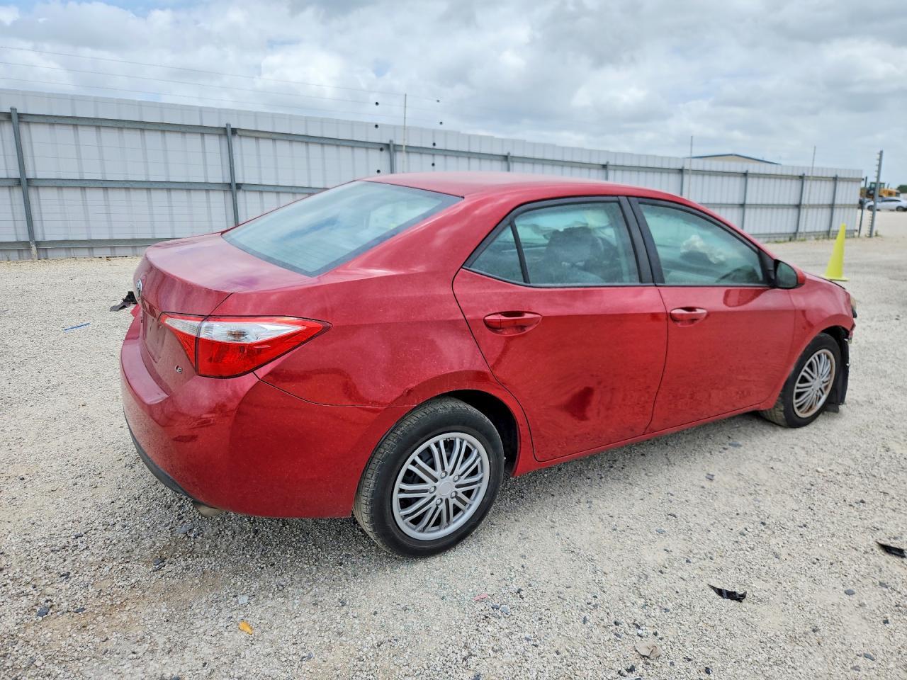 2015 Toyota Corolla Le - Image 3