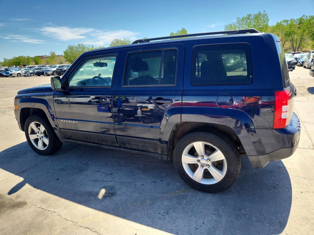 2016 Jeep Patriot Latitude - Фото 2