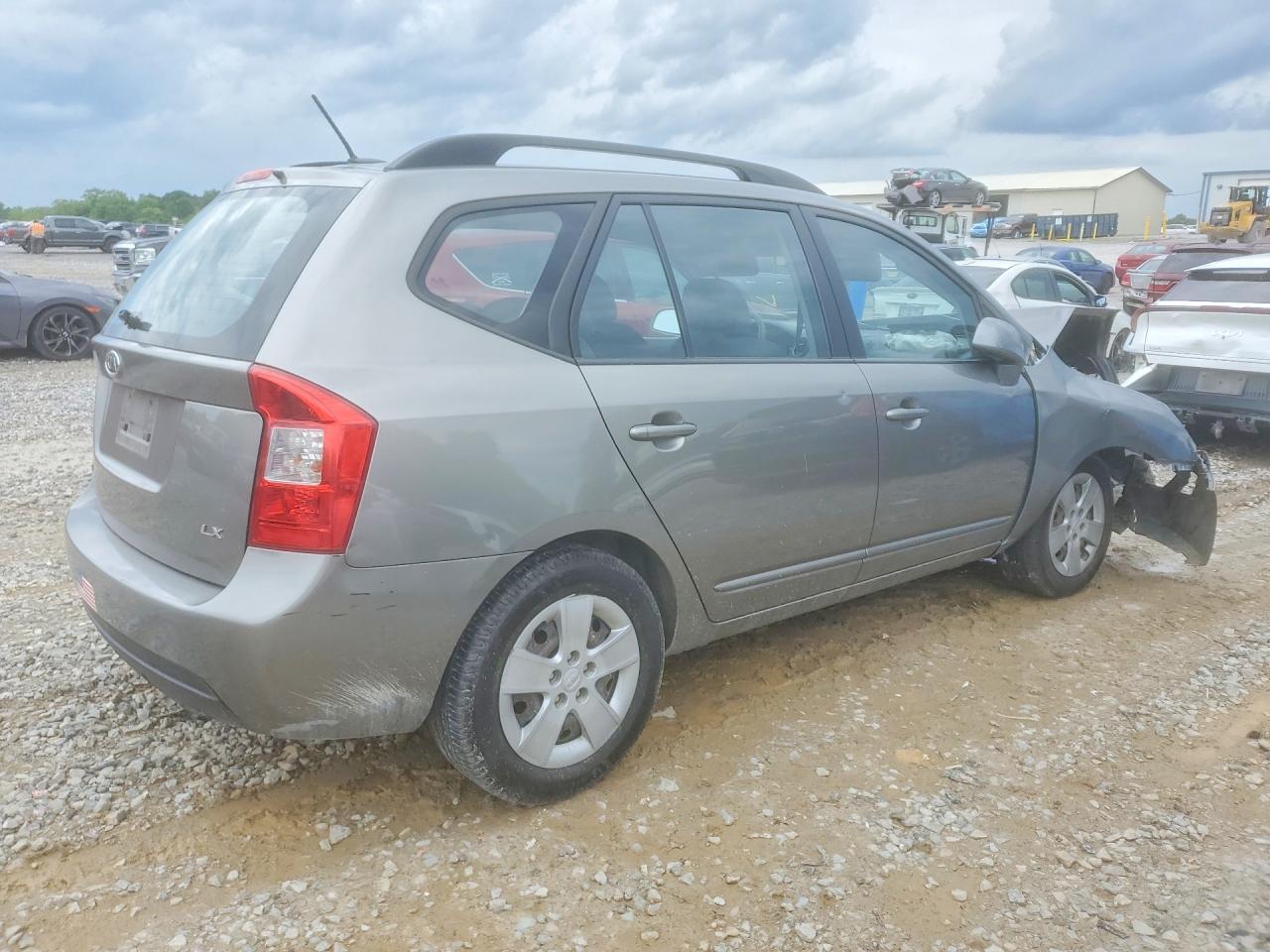2009 Kia Rondo Base - Фото 3