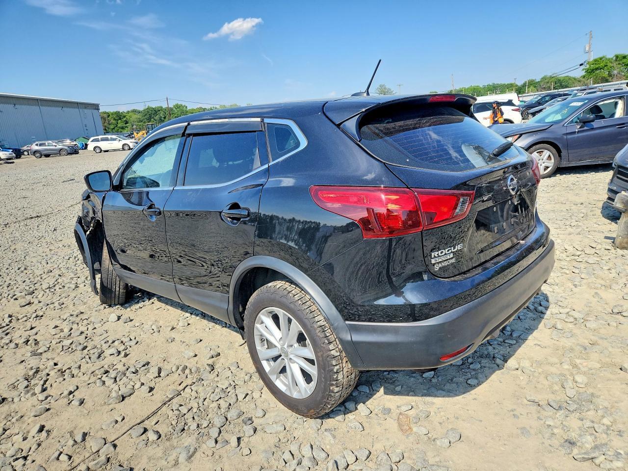 2018 Nissan Rogue Sport S - Image 2
