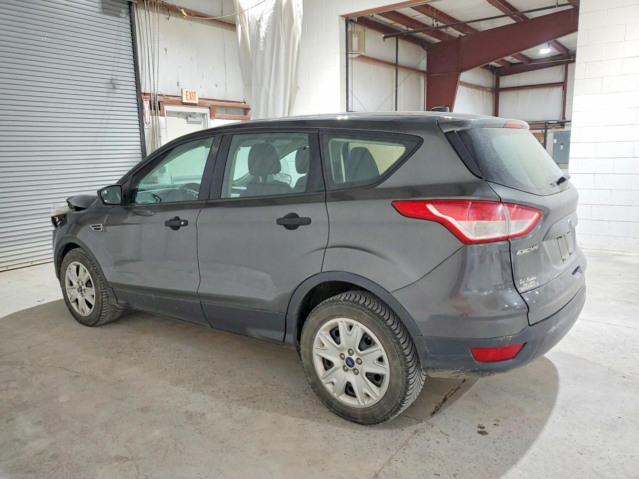 2016 Ford Escape S - Фото 2