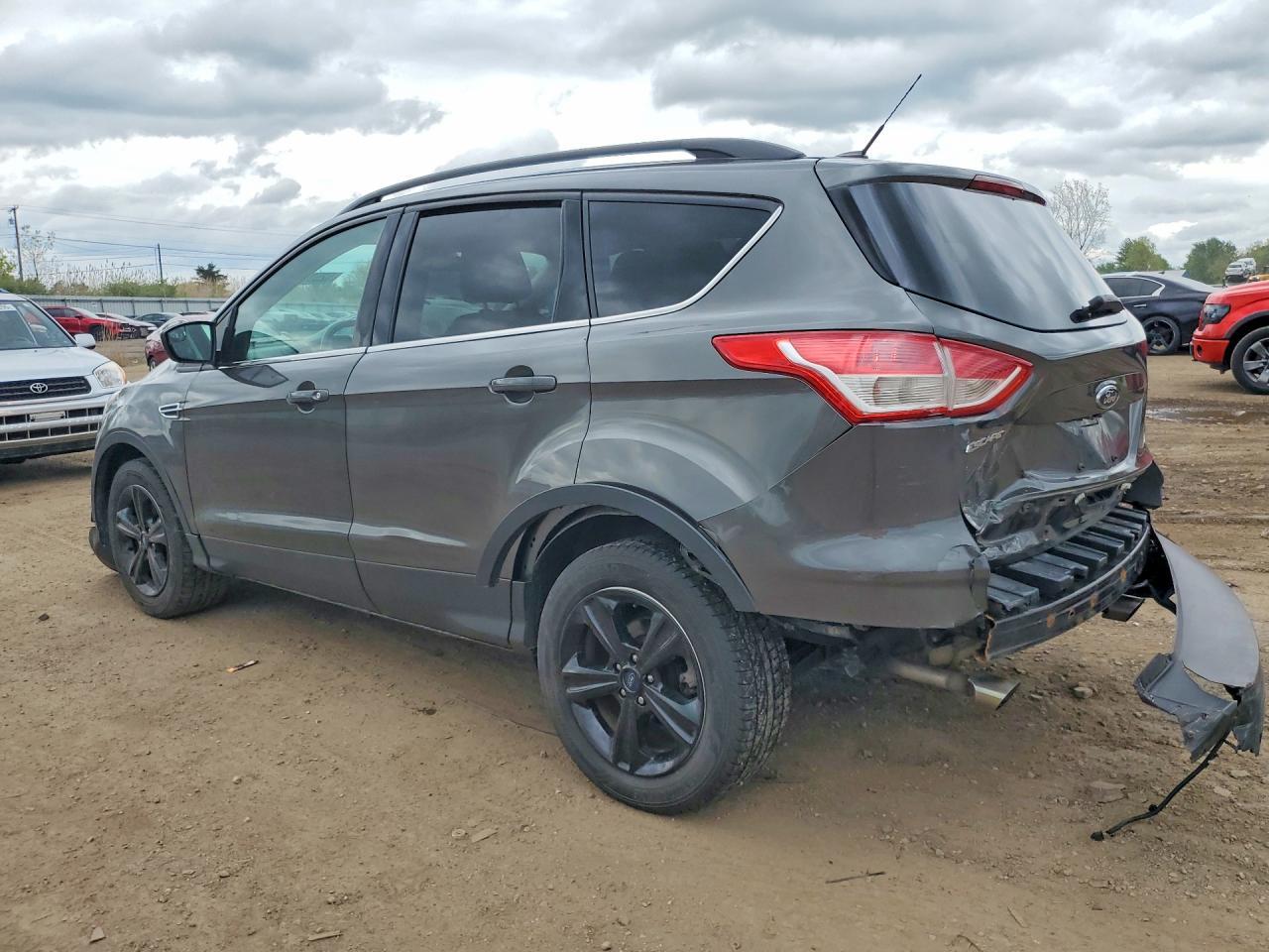 2015 Ford Escape Se - Фото 2