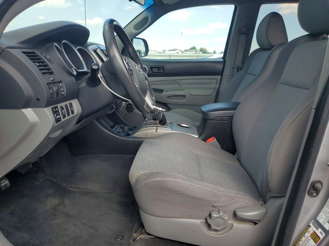 2015 Toyota Tacoma V6 - Фото 7